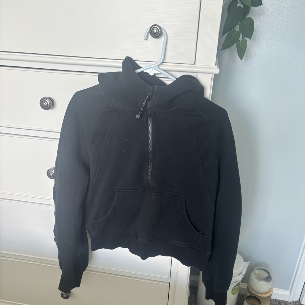 Lululemon scuba Black Half-Zip Hoodie with hood